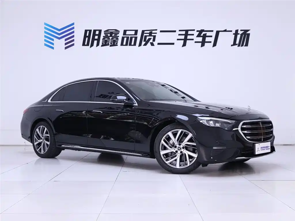 Mercedes-Benz E-Class 2024
