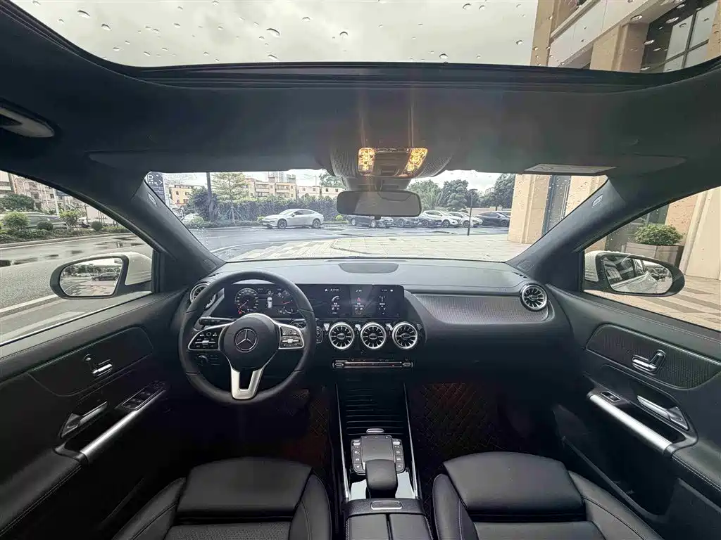 Mercedes-Benz GLA 2023 — фото 6