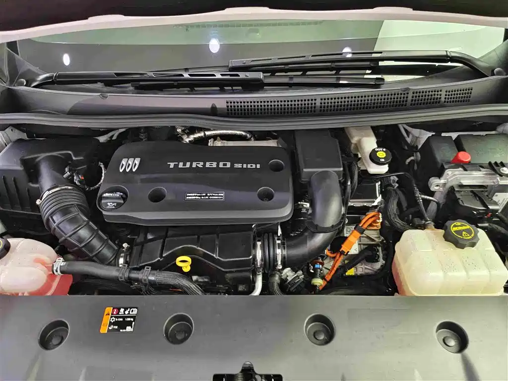 Buick GL8 New Energy 2025 — фото 16