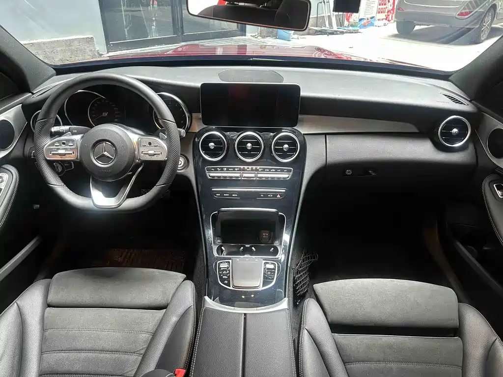 Mercedes-Benz C-Class 2019 — фото 10