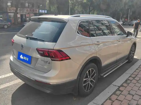 Volkswagen Tiguan L 2018