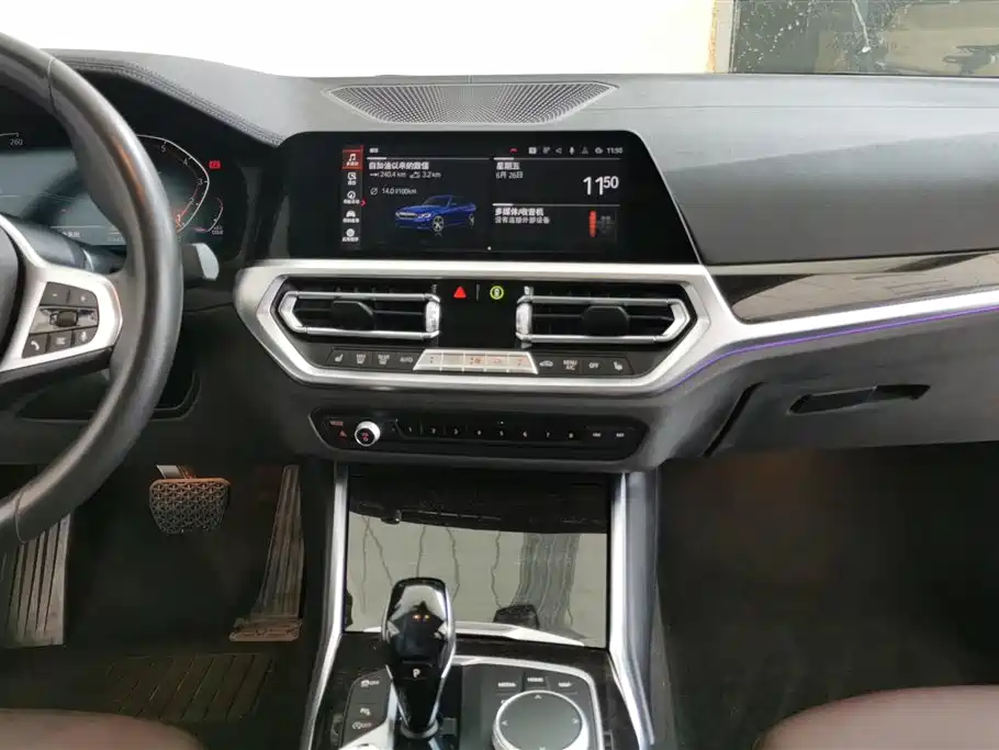 BMW 3 Series 2020 — фото 13