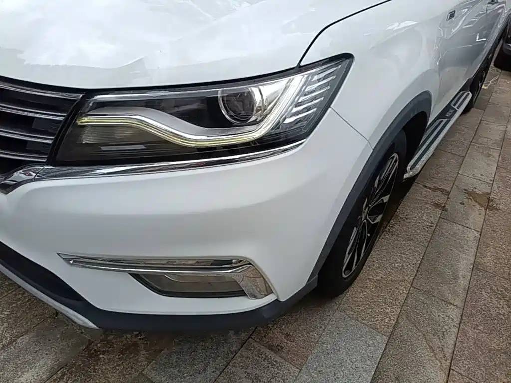 Roewe RX5 2017 — фото 24