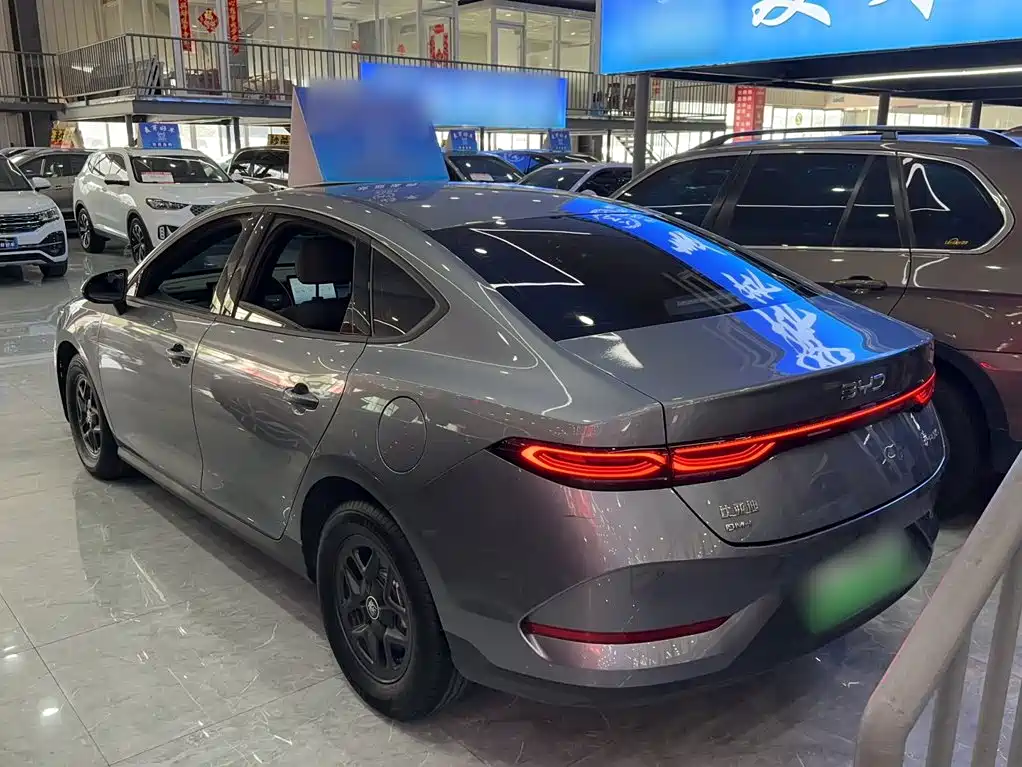 BYD Qin PLUS 2025 — фото 11