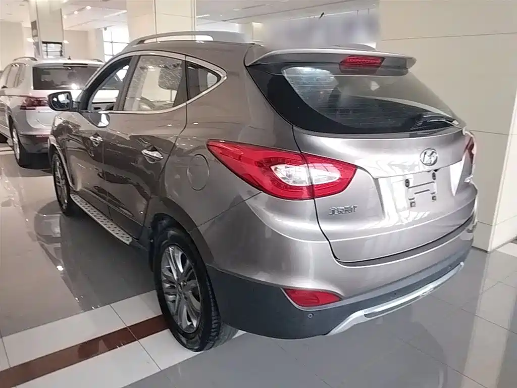 Hyundai ix35 2014 — фото 5