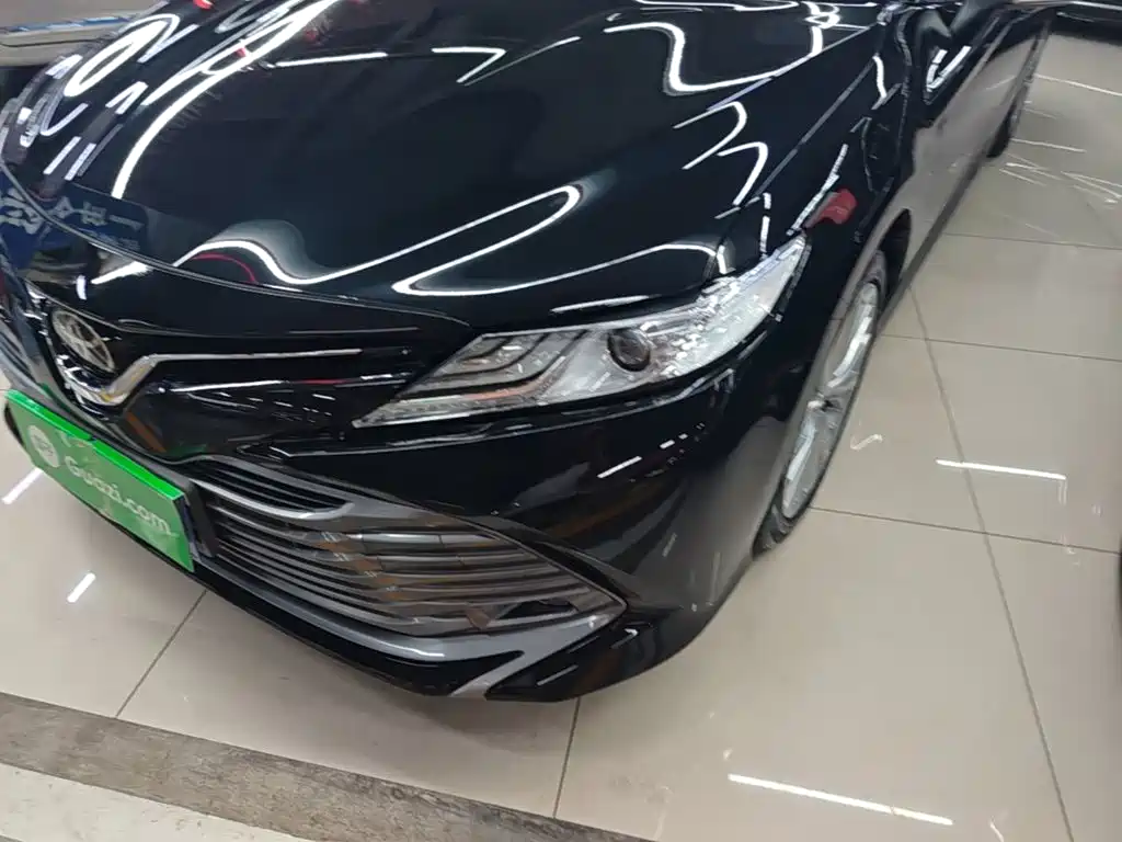 Toyota Camry 2020 — фото 24