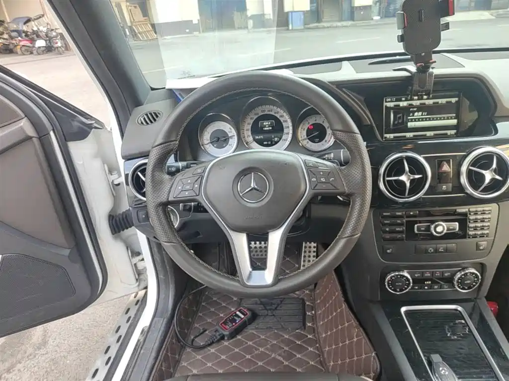 Mercedes-Benz GLK-Class 2014 — фото 11