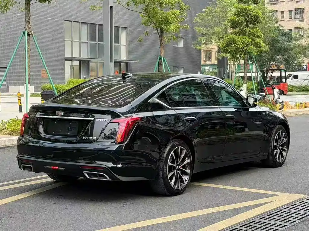 Cadillac CT5 2023 — фото 4