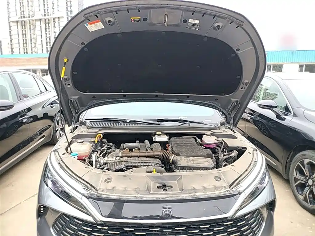 BYD Qin L 2025 — фото 20
