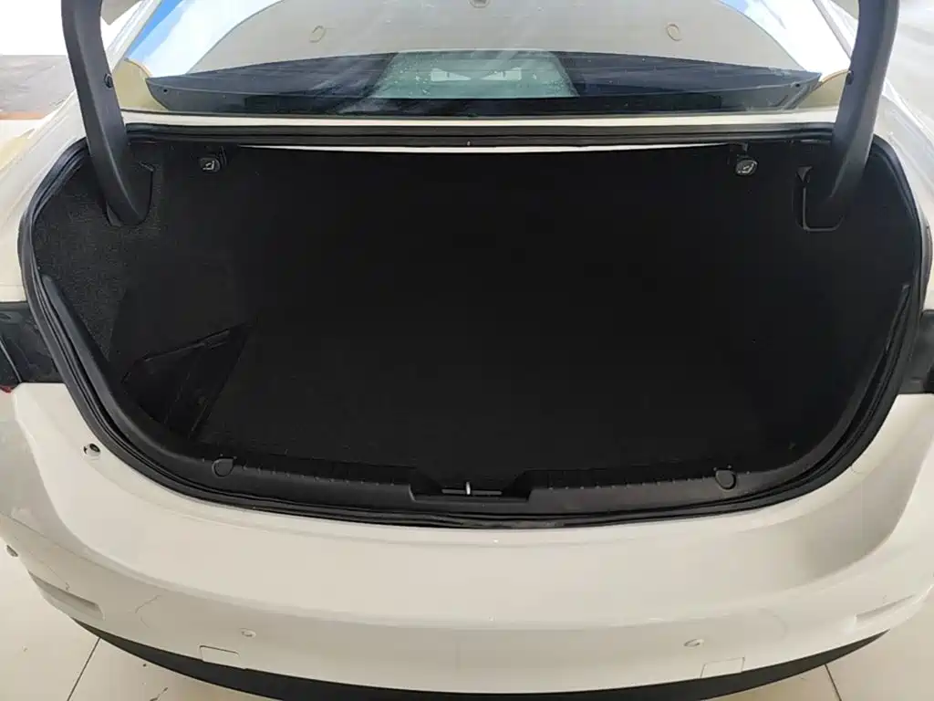 Mazda Atenza 2016 — фото 19