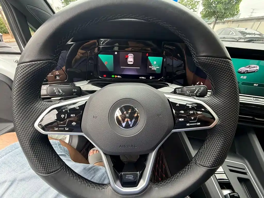 Volkswagen Golf 2022