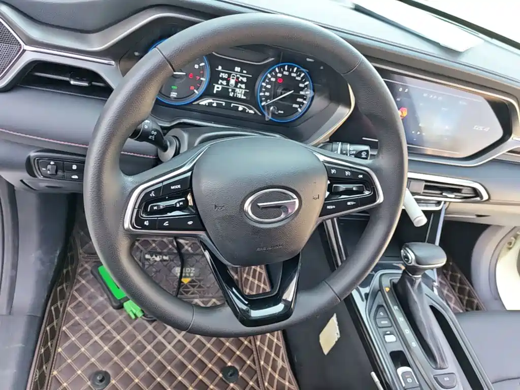 GAC Trumpchi GS4 2020 — фото 11