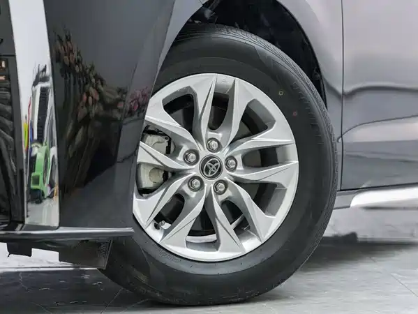 Toyota Granvia 2025