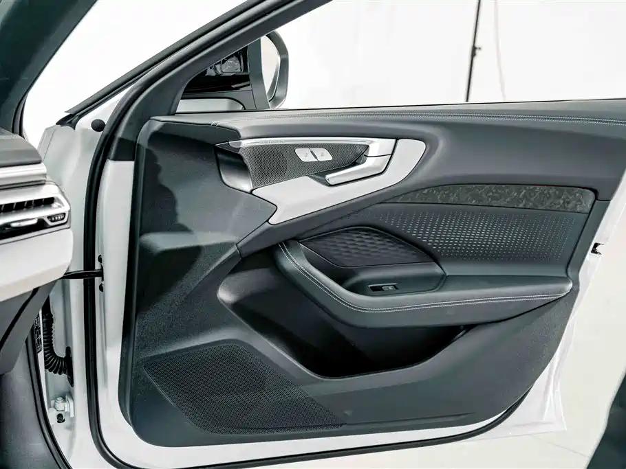 Audi A5L 2026 — фото 14
