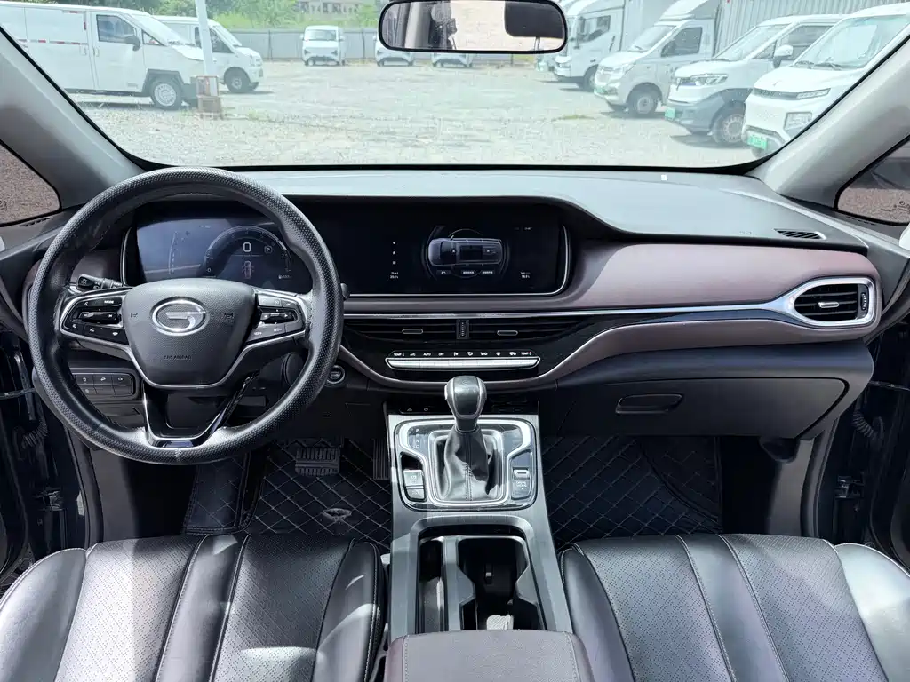 GAC Trumpchi M6 2022 — фото 11