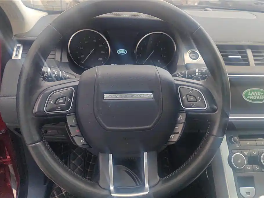 Land Rover Evoque 2018 — фото 15