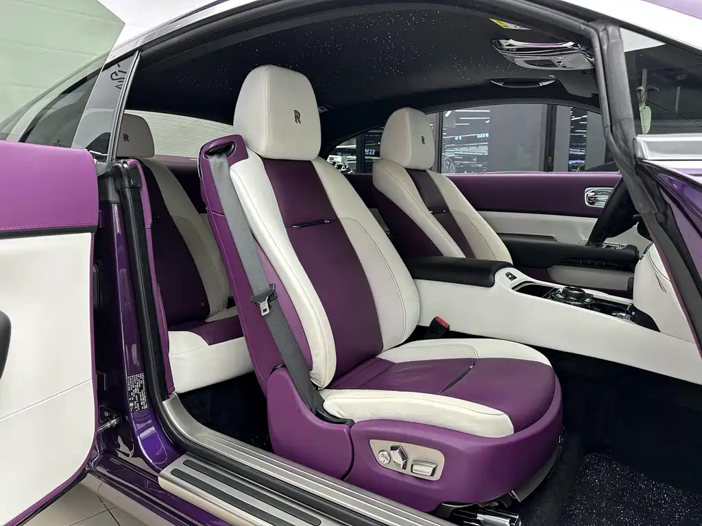 Rolls-Royce Wraith 2020 — фото 12