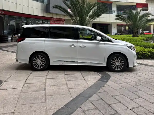 GAC Trumpchi M8 2023
