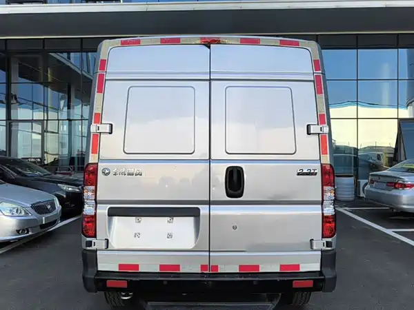 Dongfeng Yufeng 2023