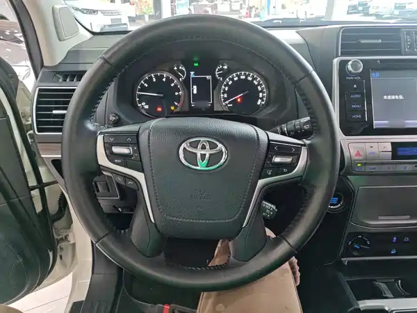 Toyota Prado 2019