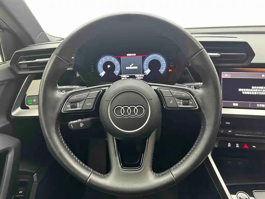 Audi A3 2022 — фото 15