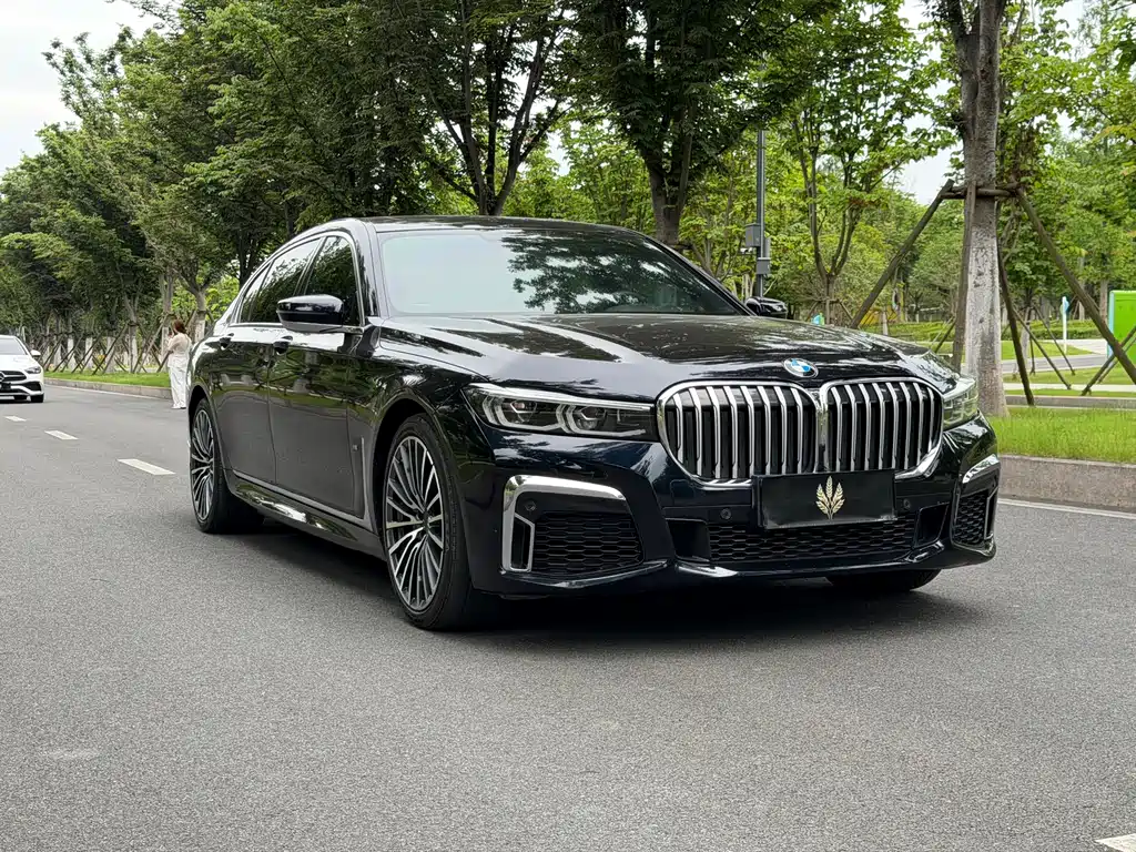 BMW 7 Series 2020 — фото 3