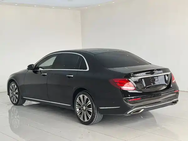 Mercedes-Benz E-Class 2016