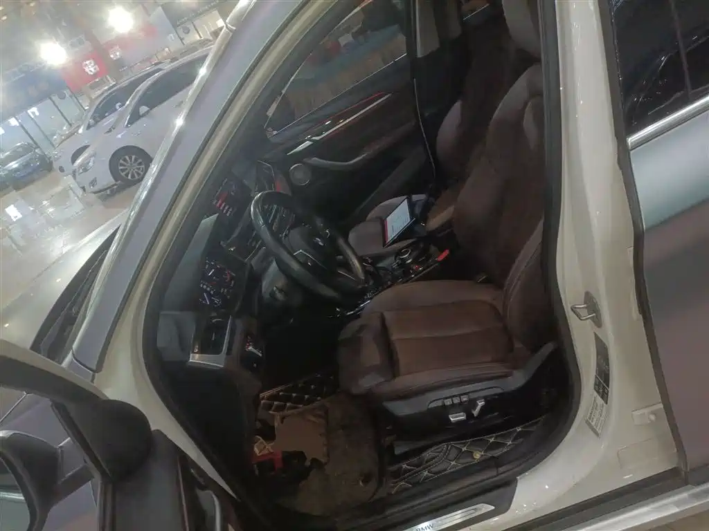 BMW X1 2021 — фото 12