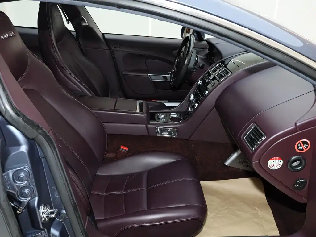 Aston Martin Rapide 2013 — фото 20