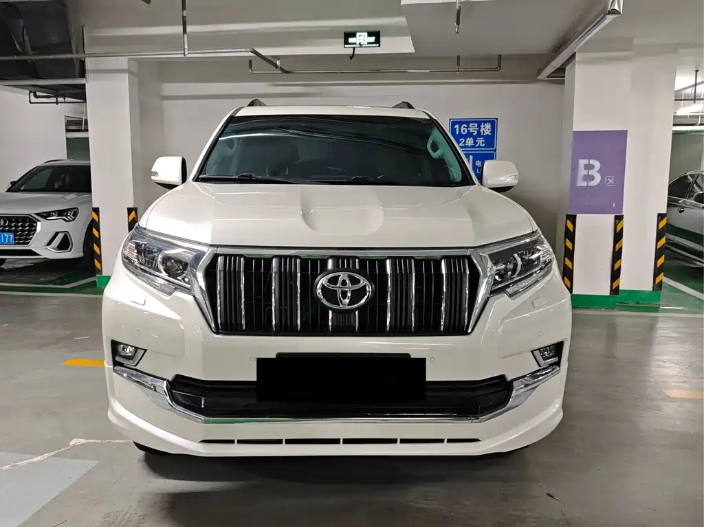Toyota Prado 2019 — фото 2