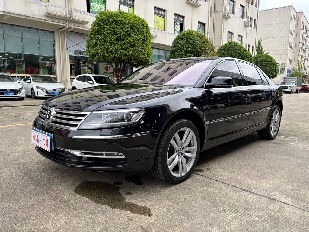 Volkswagen Phaeton 2012