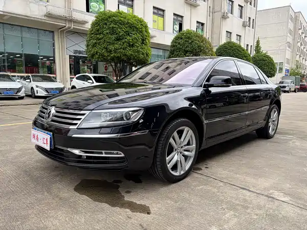 Volkswagen Phaeton 2012