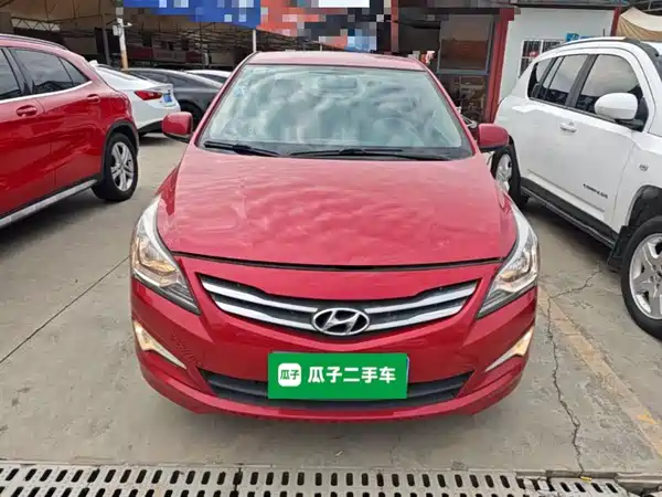 Hyundai Accent 2014