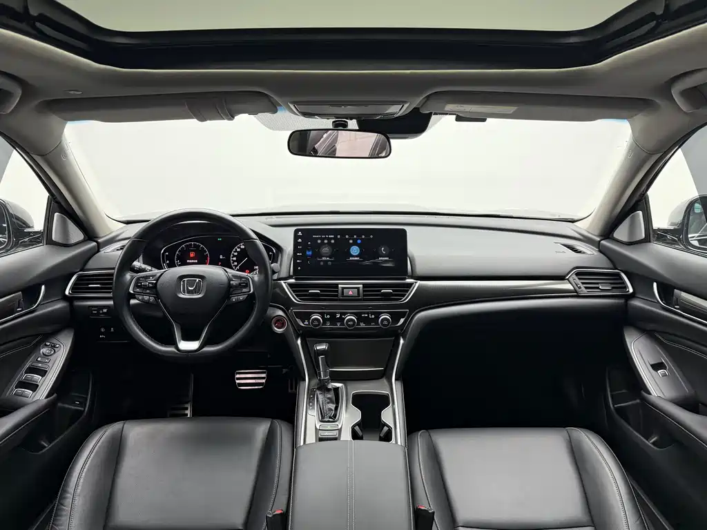 Honda Accord 2021 — фото 12
