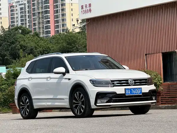 Volkswagen Tiguan L 2021