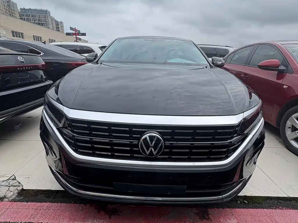 Volkswagen Passat 2023