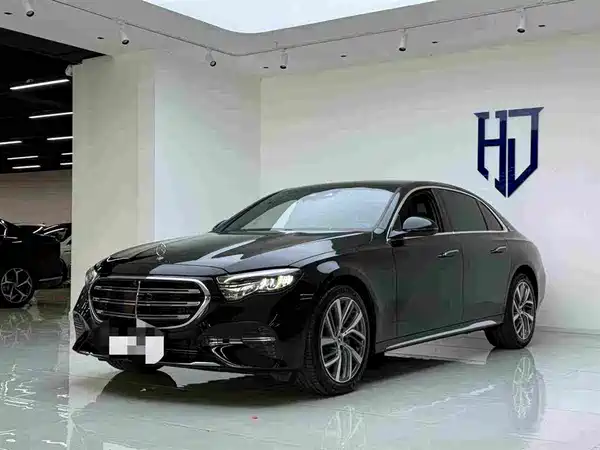 Mercedes-Benz E-Class 2025