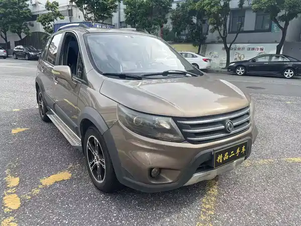 Dongfeng Jingyi X5 2013