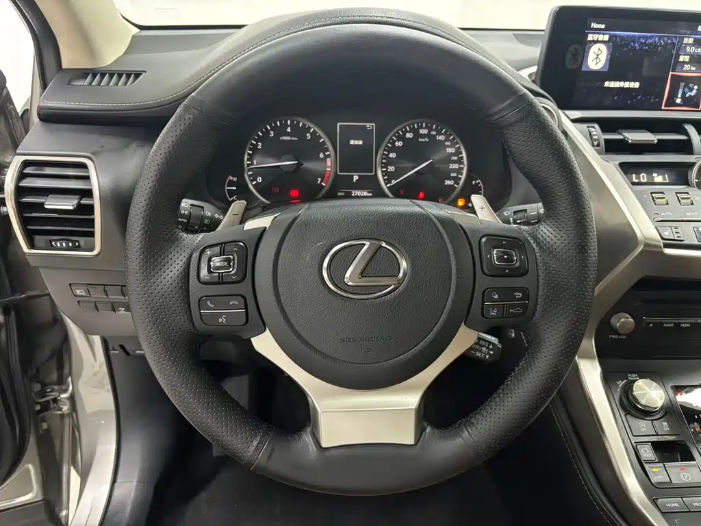 Lexus NX 2021 — фото 14