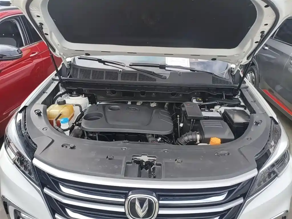 Changan CS85 COUPE 2020 — фото 20