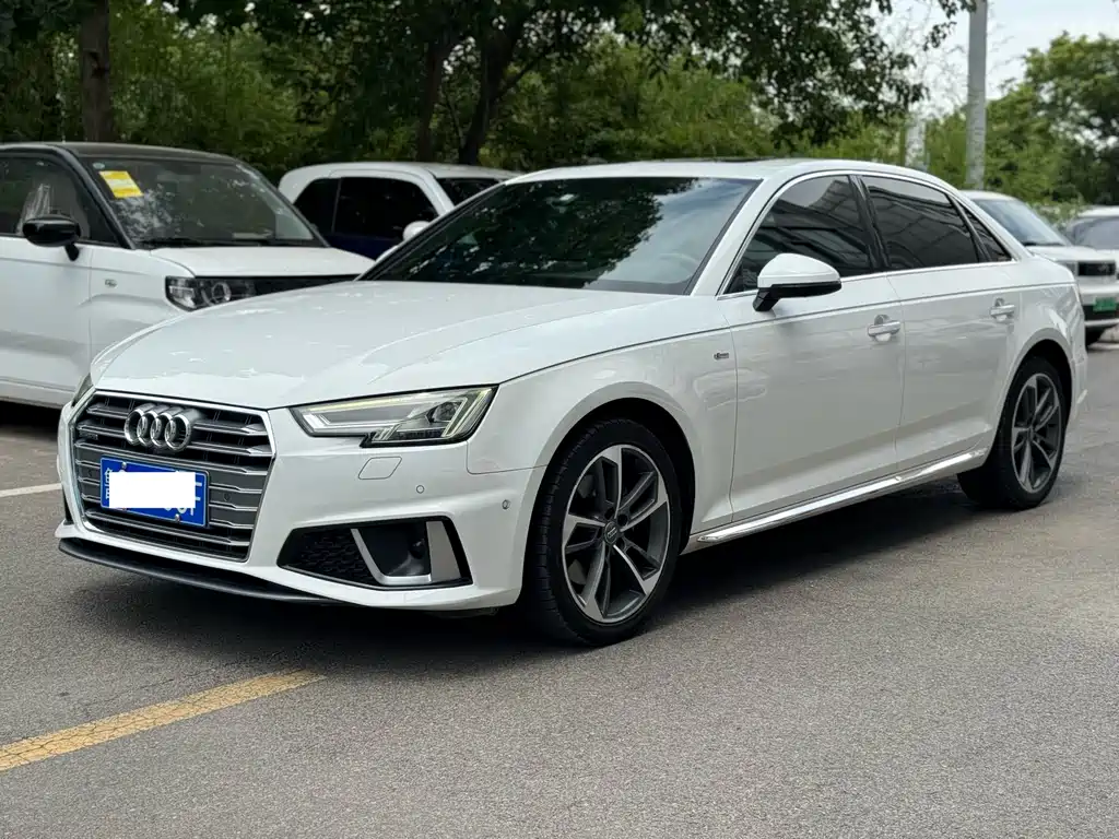 Audi A4L 2019