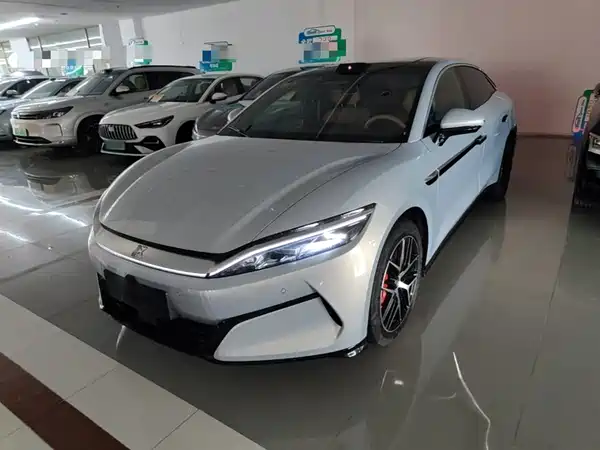 BYD Han L 2025
