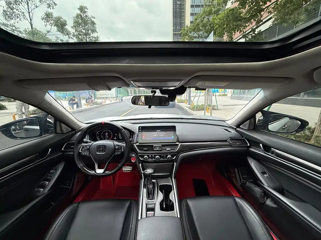 Honda Accord 2022 — фото 14