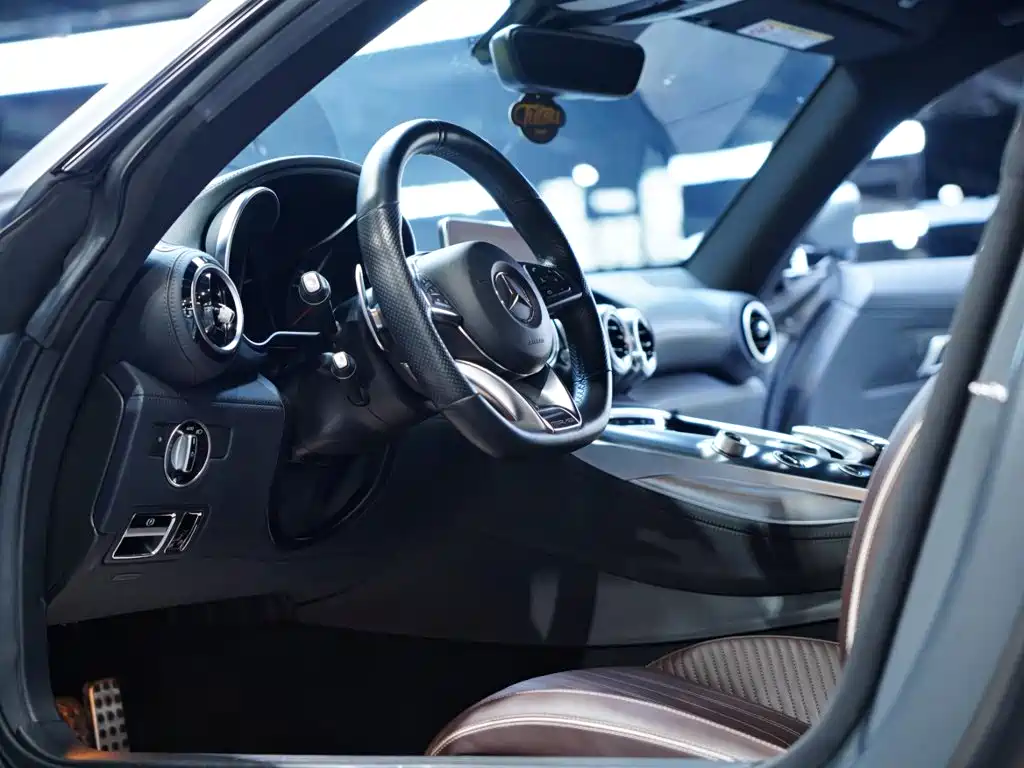 Mercedes-Benz AMG GT 2019 — фото 16