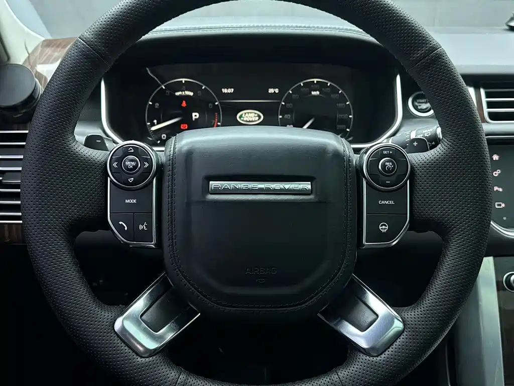 Land Rover Range Rover 2015 — фото 12
