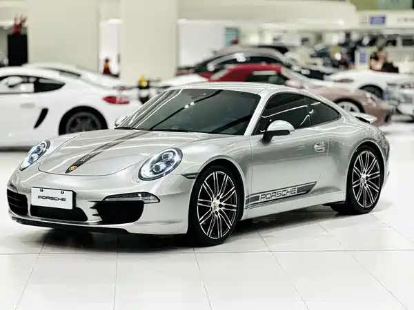 Porsche 911 2016