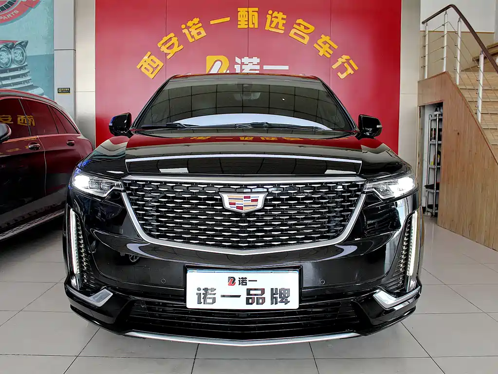 Cadillac XT6 2021 — фото 2