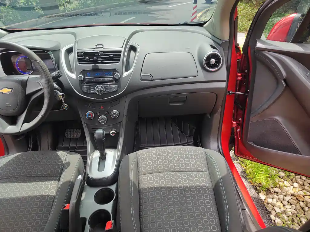 Chevrolet Trax 2014 — фото 11