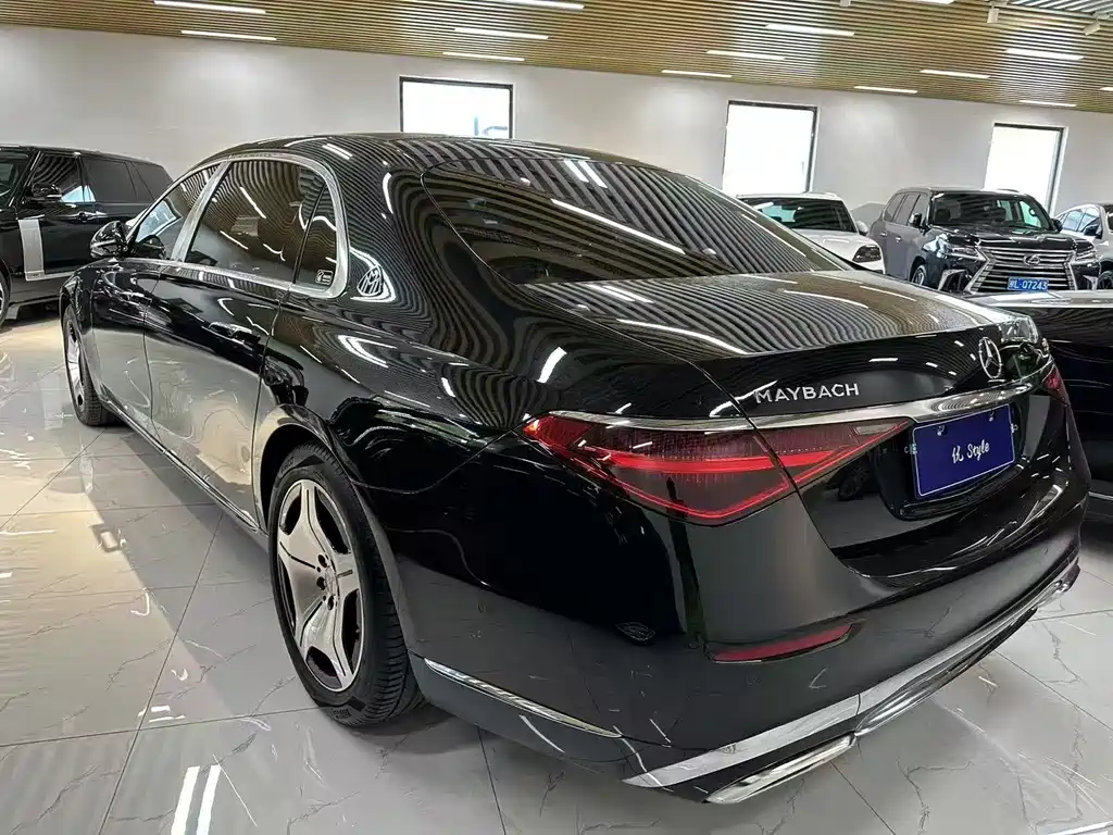 Mercedes-Benz Maybach S-Class 2023