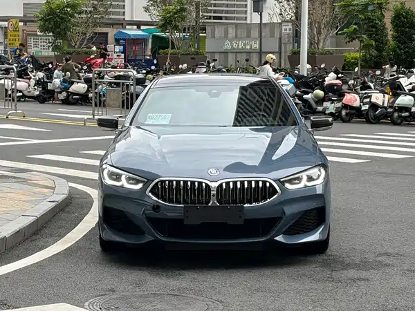 BMW 8 Series 2021